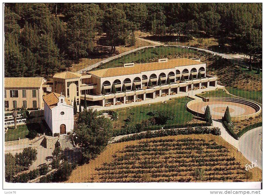 LA VALETTE DU VAR  -  Le Bâtiment  "Olivier ",La Chapelle Et L´Espace D´Animation Estivale  -Domaine Des Gueules Cassées - La Valette Du Var