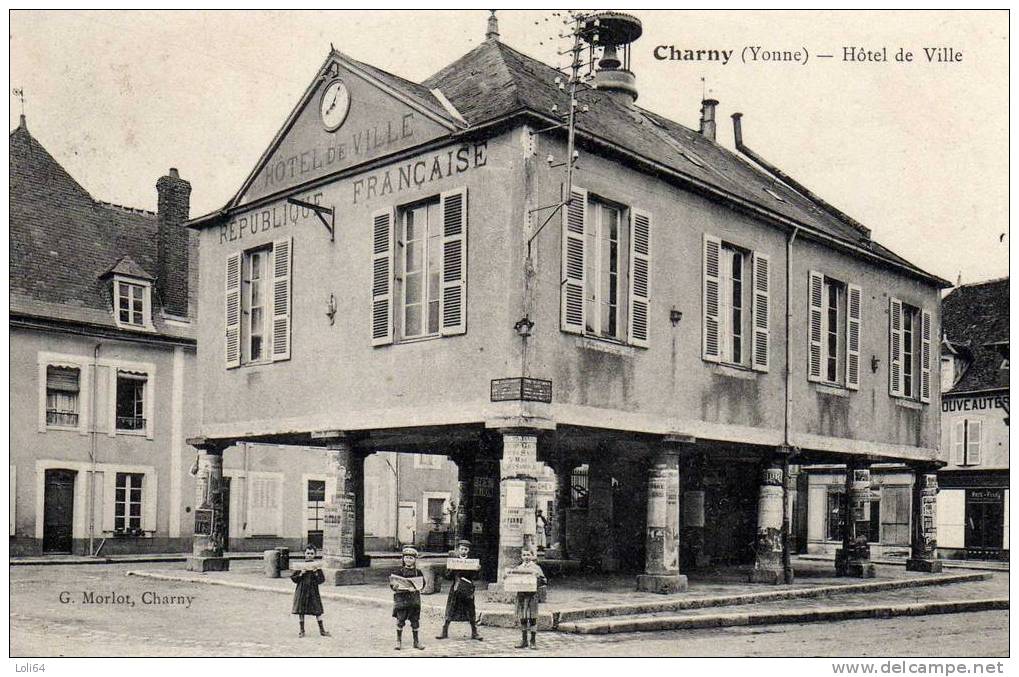 /89/  CHARNY  HOTEL DE VILLE - Charny