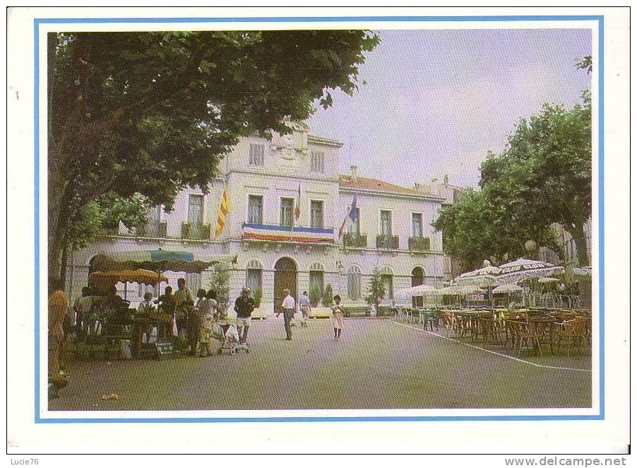 LE BEAUSSET  -  La Mairie - Le Beausset