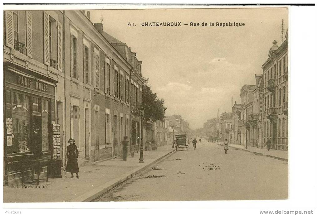 CHATEAUROUX  -  Rue De La République - Chateauroux