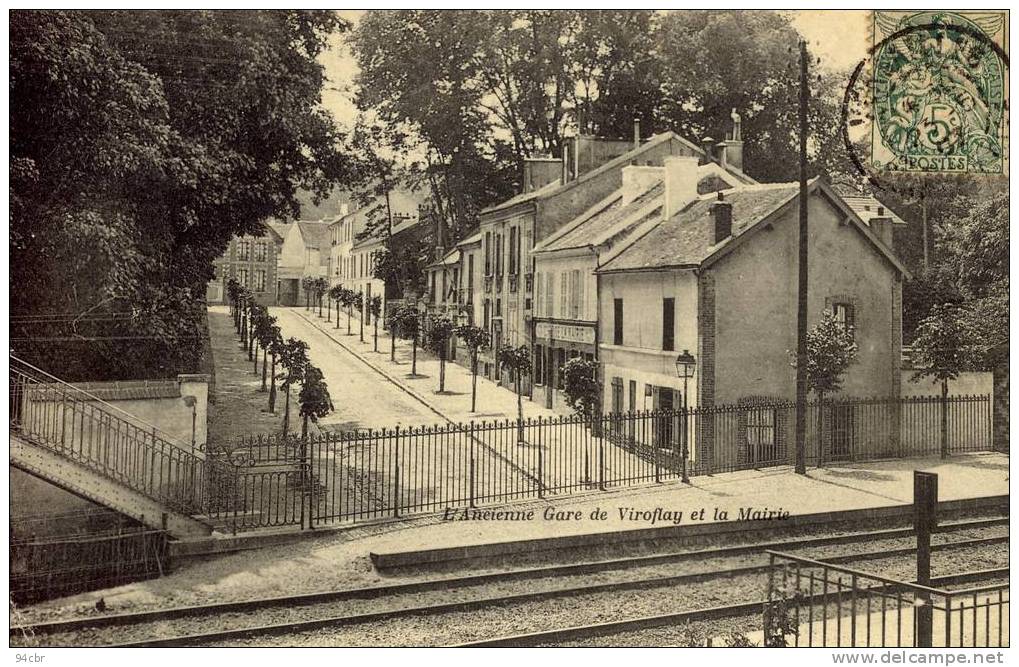 CPA (78)  VIROFLAY  L ANCIENNE GARE ET LA MAIRIE ( Leger Choc Coin Bas Gauche) - Viroflay