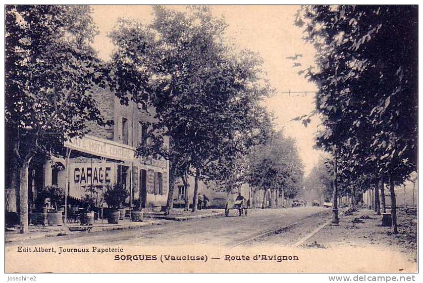 Sorgues - Route D'Avignon - Café Hôtel Central - Garage - - Sorgues