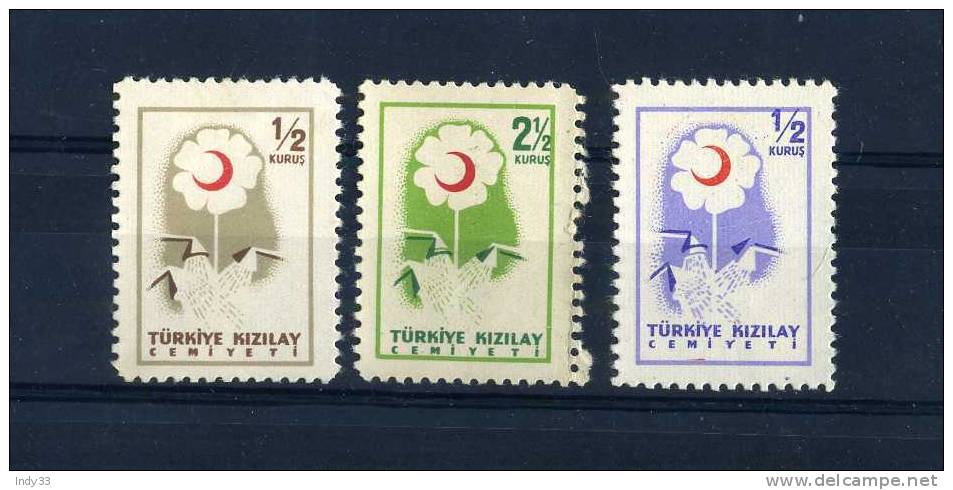 -  TIMBRES  DE TURQUIE . CROISSANT ROUGE . NEUFS AVEC CHARNIERE - Wohlfahrtsmarken