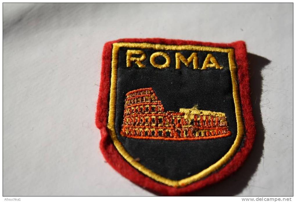 ROMA -ROME -  - ITALIA  - ITALIE - BLASON - ECUSSON EN TISSU BRODé -- SOUVENIR DE... - Scudetti In Tela