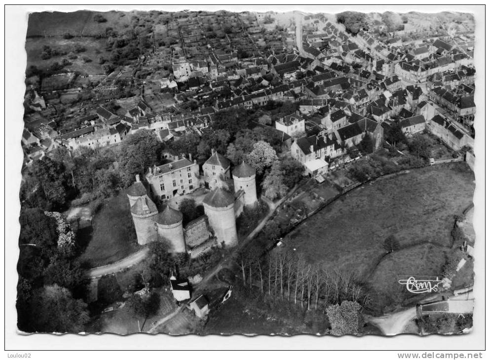 53 - LASSAY - Vue Aérienne, Le Chateau Et La Ville - Bord Dentelé - Lassay Les Chateaux