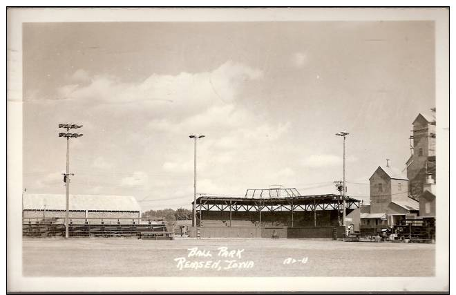 Ball Park, Remsen, Iowa, IA, 1950 Black And White Postcard # 2335 - Autres & Non Classés