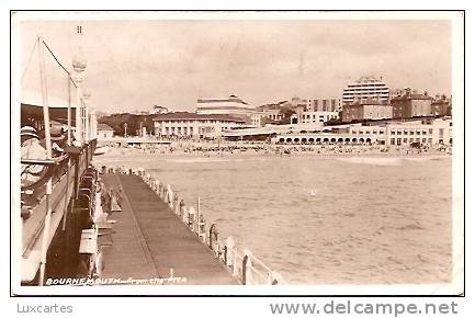 BOURNEMOUTH. FROM THE PIER. - Bournemouth (from 1972)