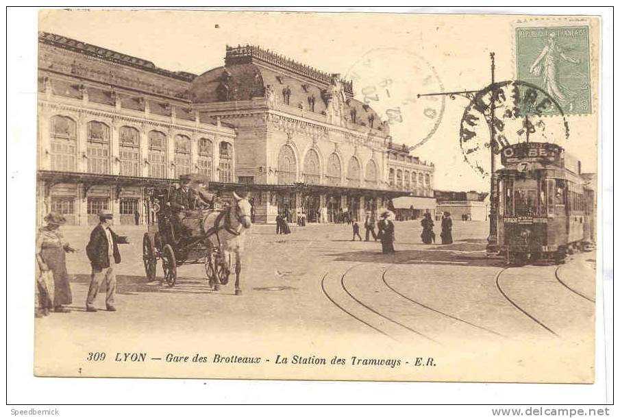 13188 Lyon Gare Brotteaux , Station Des Tramways . ER 309 Attelage - Gares - Sans Trains