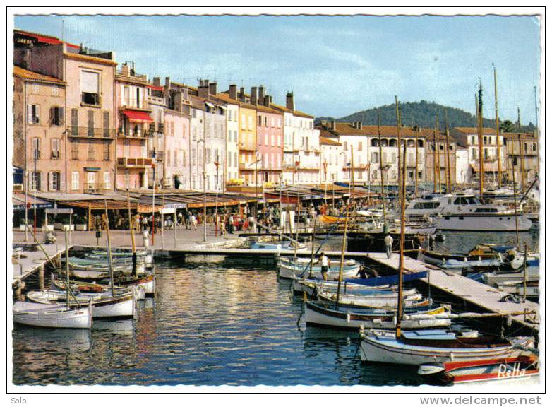 SAINT TROPEZ - Le Coin Des Pêcheurs Et Le Quai Jean Jaurès - Saint-Tropez