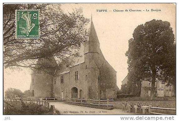 Tuffé Le Chateau De Chéronne Be - Tuffe