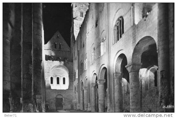 76 / Jumièges. Illuminations Des Ruines De L'Abbaye - Jumieges