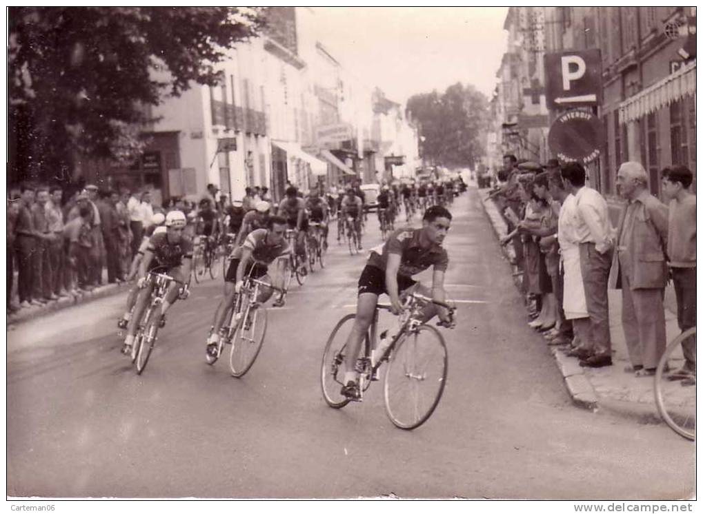 Photo - 83 - Vidauban - Cyclisme - Course De Vélo (Tour De France ?) - Radsport