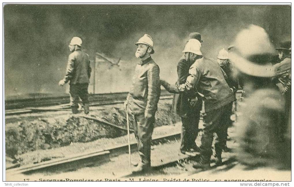 Sapeurs-Pompiers De Paris - M.Lépine,Préfet De Police,en Sapeurs-pompiers - Sapeurs-Pompiers