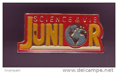 Pin´s Science Et Vie Junior - McDonald's