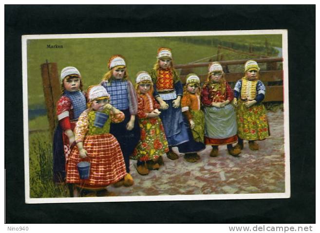 MARKEN (PAESI BASSI) - COSTUMI LOCALI - F/P - N/V - EPOCA - Marken