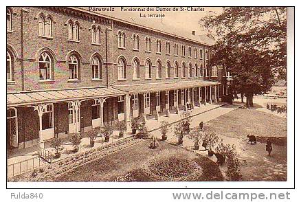 CPA.     PERUWELZ.      Pensionnat Des Dames De St-Charles - La Terrasse.      (anlmée) - Péruwelz