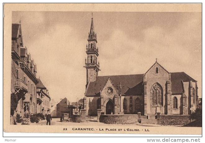 CARANTEC La Place Et L'Eglise - Carantec