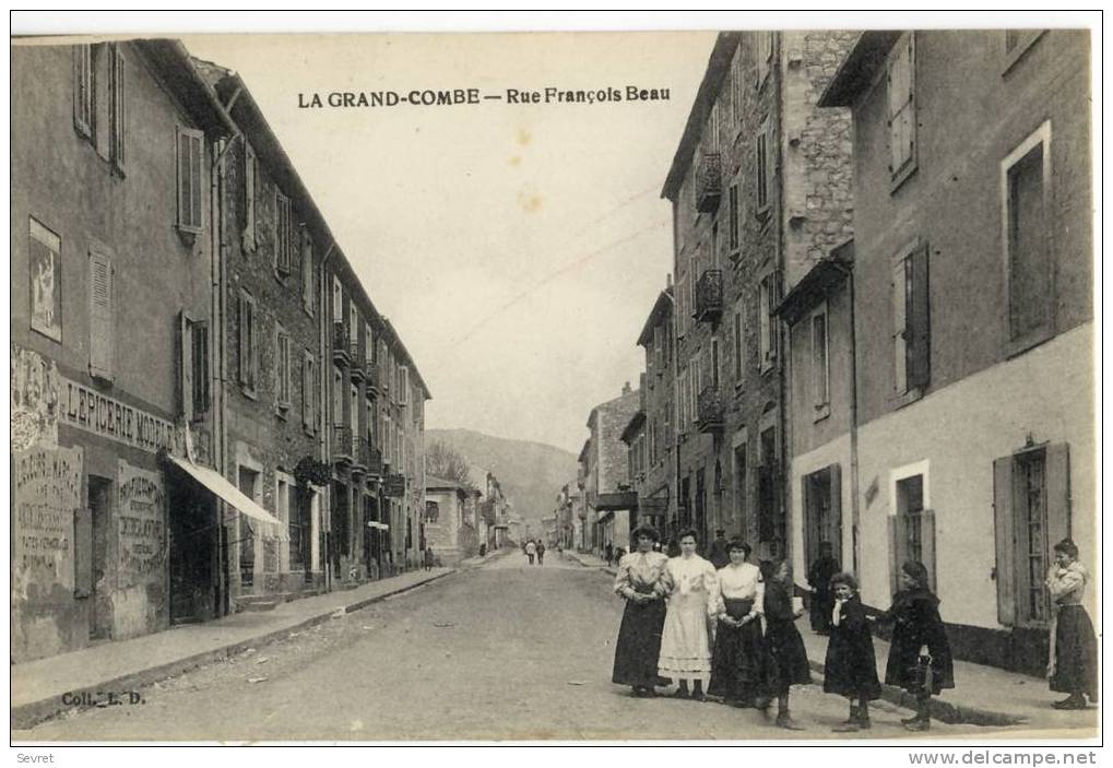 LA GRAND-COMBE. - Rue François Beau. L'EPICERIE MODERNE. Superbe Cliché - La Grand-Combe