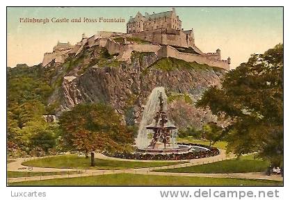 EDINBURGH CASTLE AND ROSS FOUNTAIN. - Midlothian/ Edinburgh