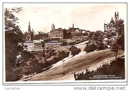 EDINBURGH FROM PRINCES STREET GARDENS. - Midlothian/ Edinburgh