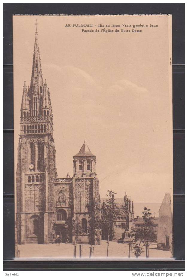 La Folgoat   (J106)    Facade De I´Église De Notre - Dame - Le Folgoët