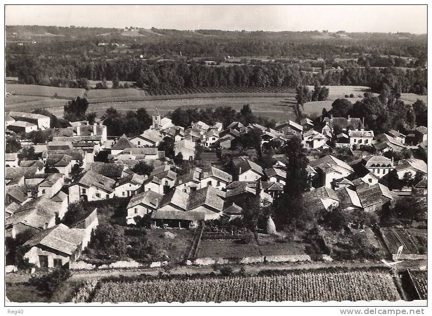 D64  -  EN AVION AU DESSUS DE....  LAHONTAN  -  Vue Générale - (GF) - Orthez