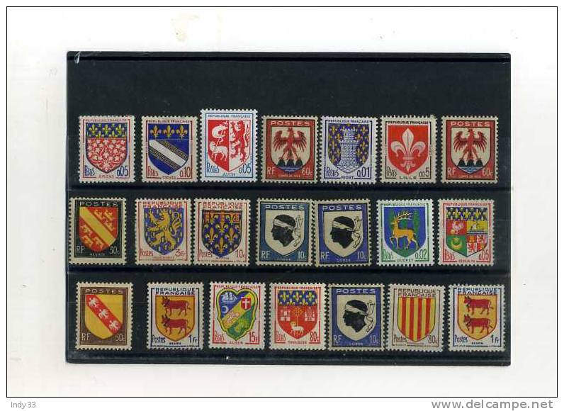 - FRANCE . ENSEMBLE DE TIMBRES DE FRANDE . ARMOIRIES DIVERSES - 1941-66 Wapenschilden