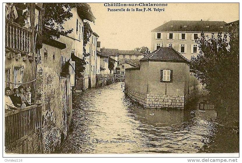 01 CHATILLON SUR CHARLARONNE  Passerelle De La Rue Volpré  1914 - Châtillon-sur-Chalaronne