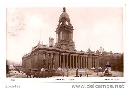 10429. TOWN HALL . LEEDS.    /   ROTARY PHOTO E.C. - Leeds