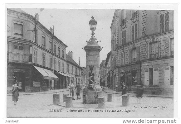 93 // LIVRY, Place De La Fontaine Et Rue De L'Eglise, ANIMEE, - Livry Gargan