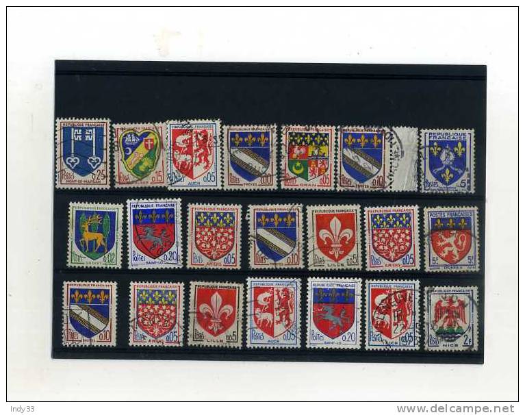 - FRANCE ARMOIRIES ET BLASONS . ENSEMBLE DE TIMBRES OBLITERES . - 1941-66 Wapenschilden