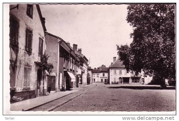 65 ,  TOURNAY , Place D'Astarac - Tournay