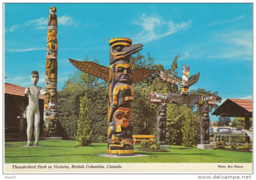 Victoria BC Thunderbird Park Native Totem Poles Indian Art On Modern Postcard - Victoria