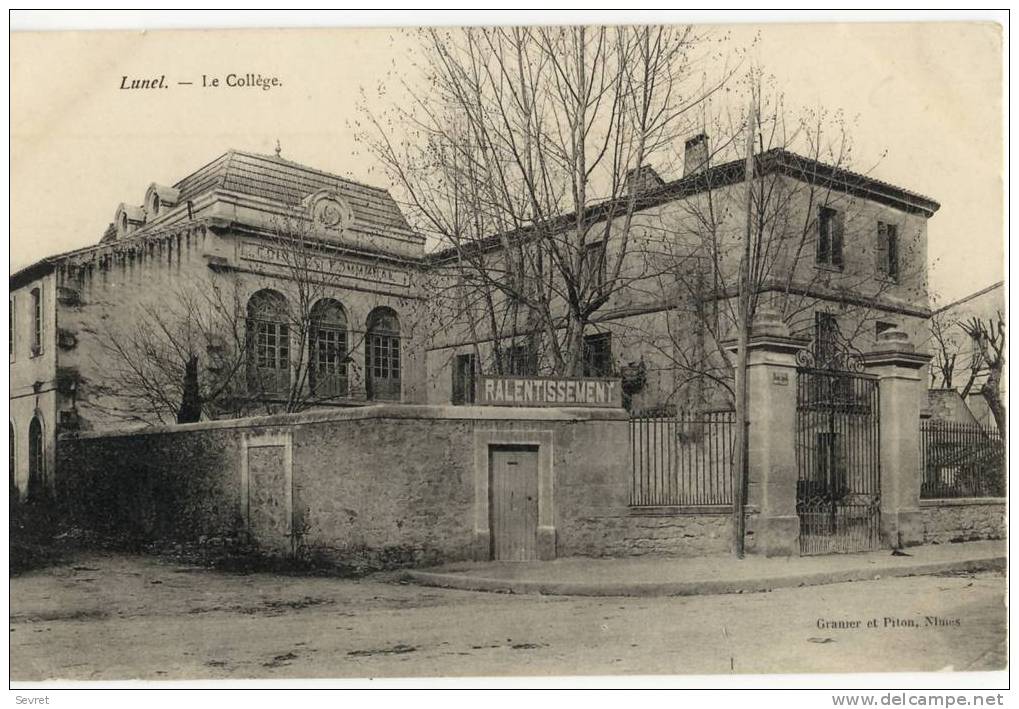 LUNEL -Le Collège . - Lunel