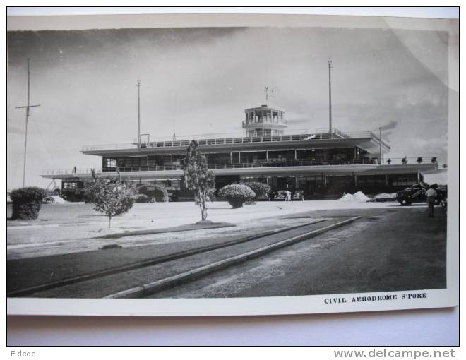 Singapore Civil Aerodrome Airport  Real Photo Esperanto On The Back Small Defect Upright Corner - Singapour