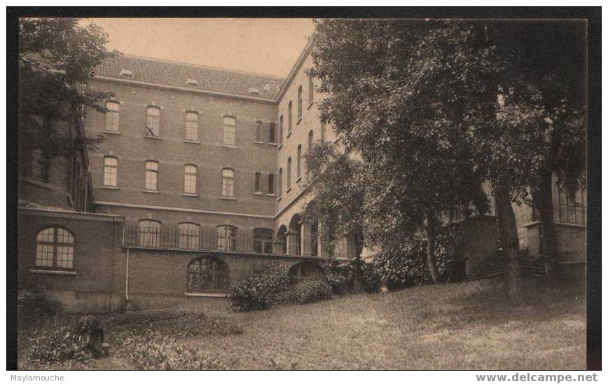 Cenacle De Bruxelles - Education, Schools And Universities