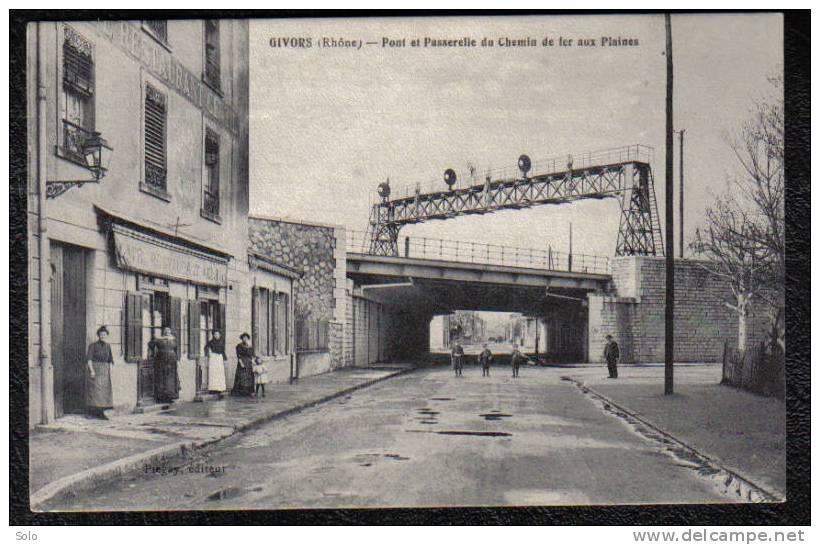 GIVORS - Pont Et Passerelle Du Chemin De Fer Aux Plaines     (Café) - Givors