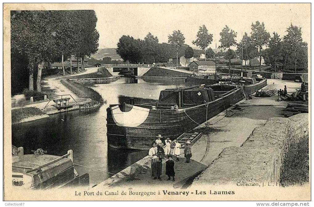 BATEAUX - PENICHE - 21 - COTE D'OR - VENAREY Les LAUMES - PORT Du CANAL De BOURGOGNE - Houseboats