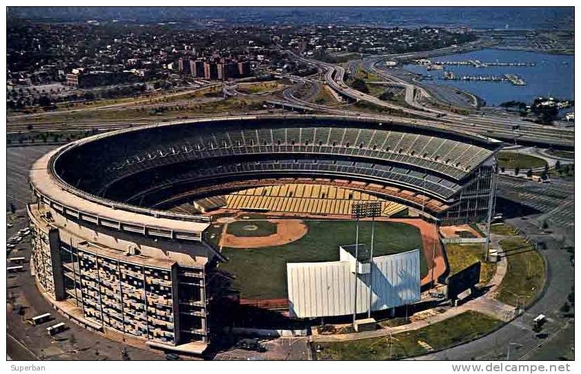 STADIUM / STADE / STADIO : BASEBALL : WILLIAM A. SHEA / FLUSHING MEADOW PARK - NEW YORK - U.S.A. - 1976 (b-481) - Baseball