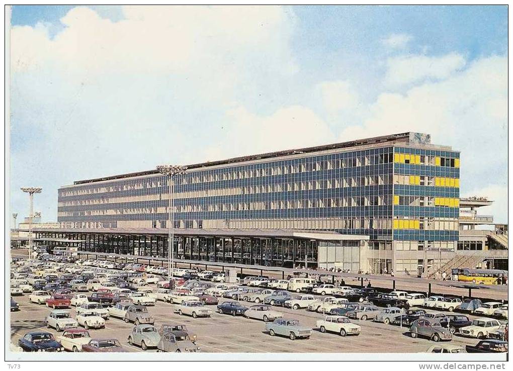 CpF0163 - Aeroport De PARIS - La Facade De L'aérogare - (75 - Paris) - Aéroports De Paris