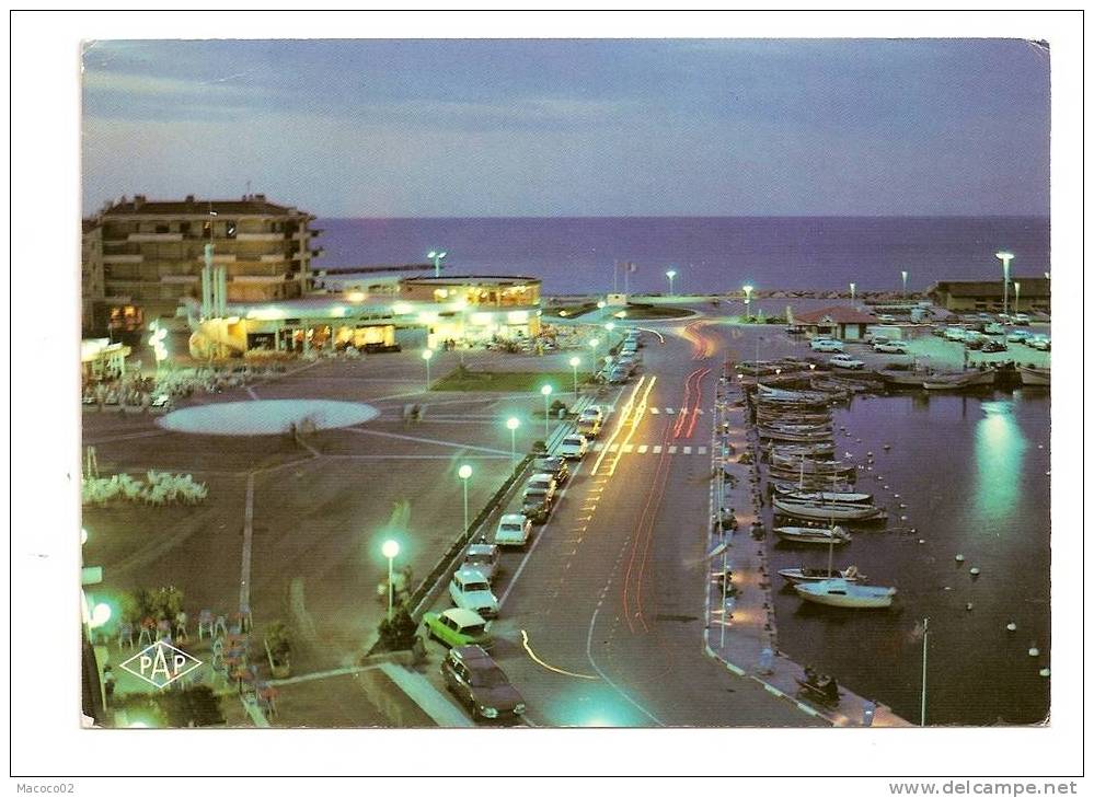 SAINT CYPRIEN PLAGE Dpt 66 Vue De Nuit Du Front De Mer CP De 1985 - Saint Cyprien