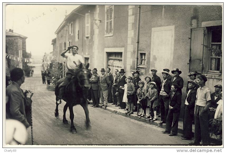 69-VAUX- CARTE PHOTO   N482 - Vaux-en-Velin