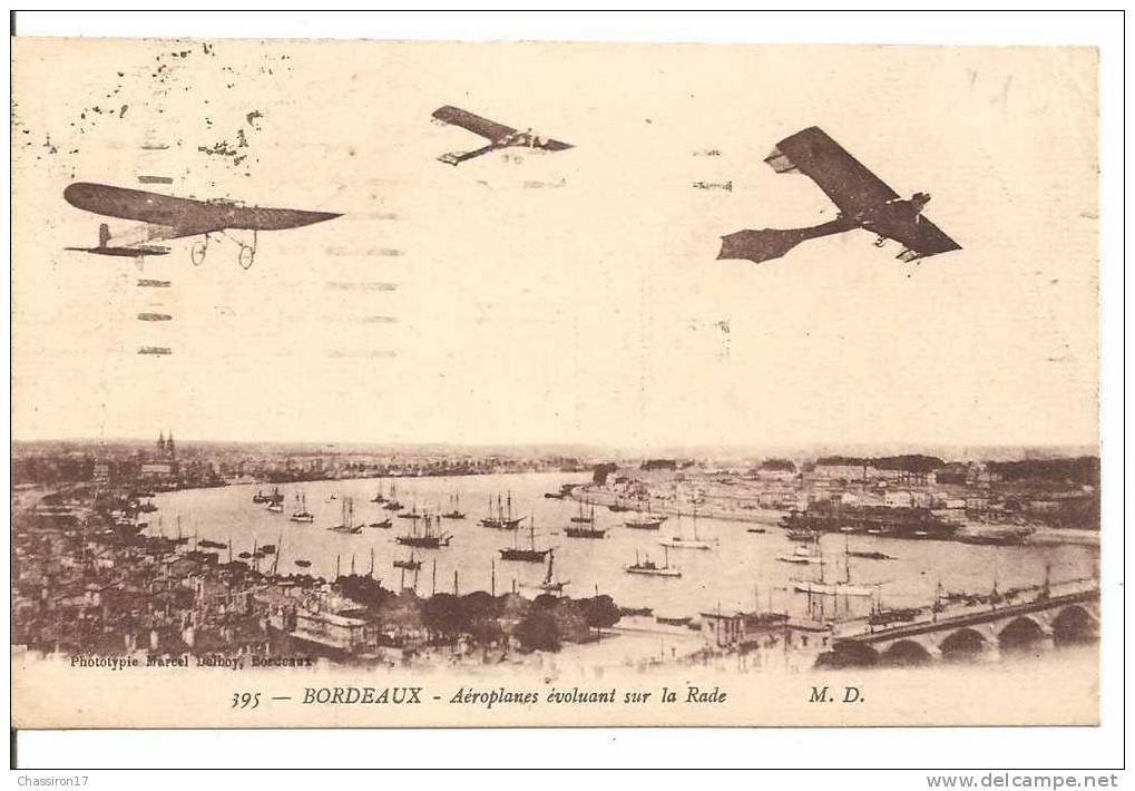 33 - BORDEAUX  -  Aéroplanes évoluant Sur La Rade - Reuniones