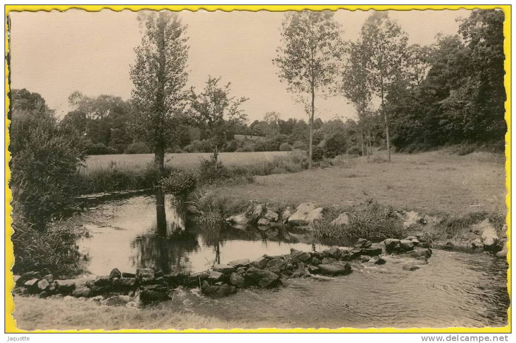 GORRON- Mayenne-  N°3 Passage De Pierre Au Taillis  Rivière - Gorron