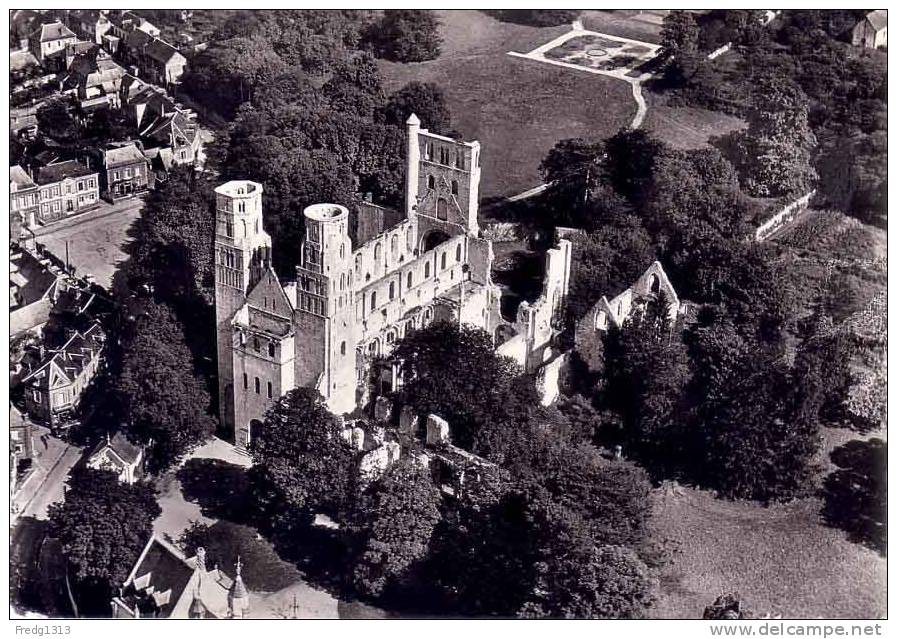 Jumieges - Ruine De L'Abbaye - Jumieges