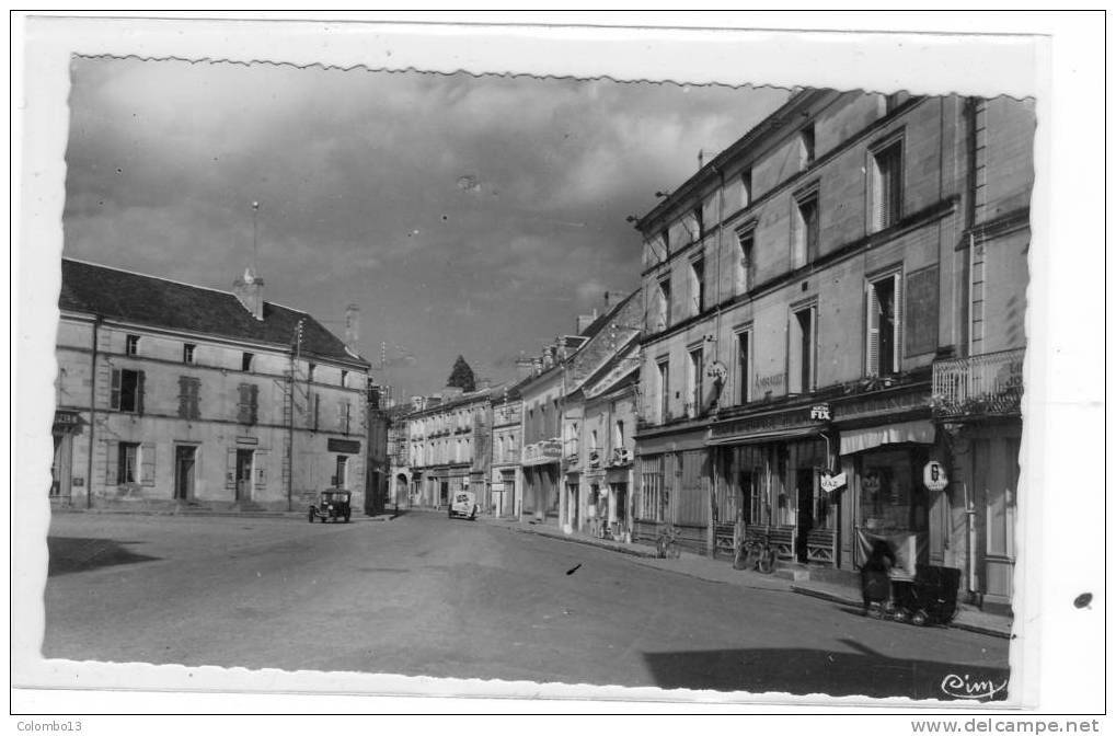 86  CPSM  LENCLOITRE GRANDE RUE  CARTE PEU COMMUNE - Lencloitre