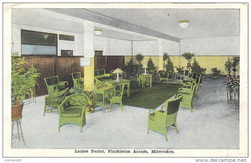 Ladies Parlor, Plankinton Arcade, Milwaukee, WI - Milwaukee