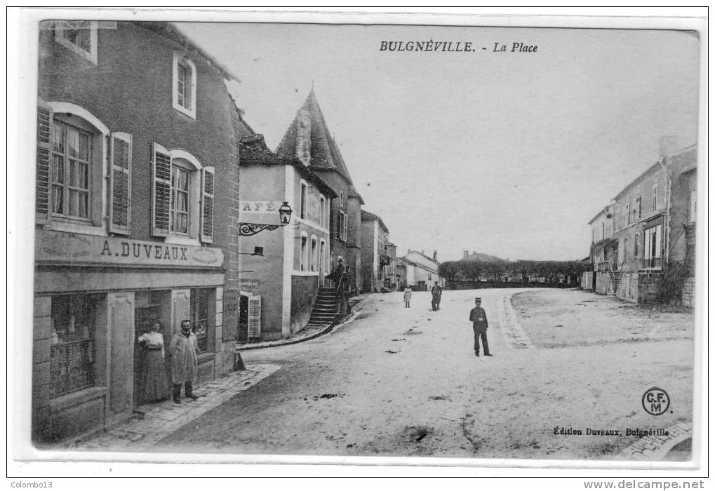 88 BULGNEVILLE LA PLACE ANIMEE MAGASIN DUVEAUX - Bulgneville