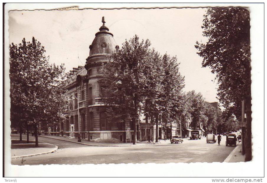 CPSM De Saint Ouen (Seine Saint Denis 93): Avenue Gabriel Péri. La Poste - Saint Ouen