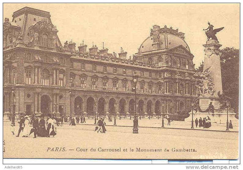 Paris Cour Du Carrousel Et Le Monument De Gambetta Ed.: L.D. - Arrondissement: 20